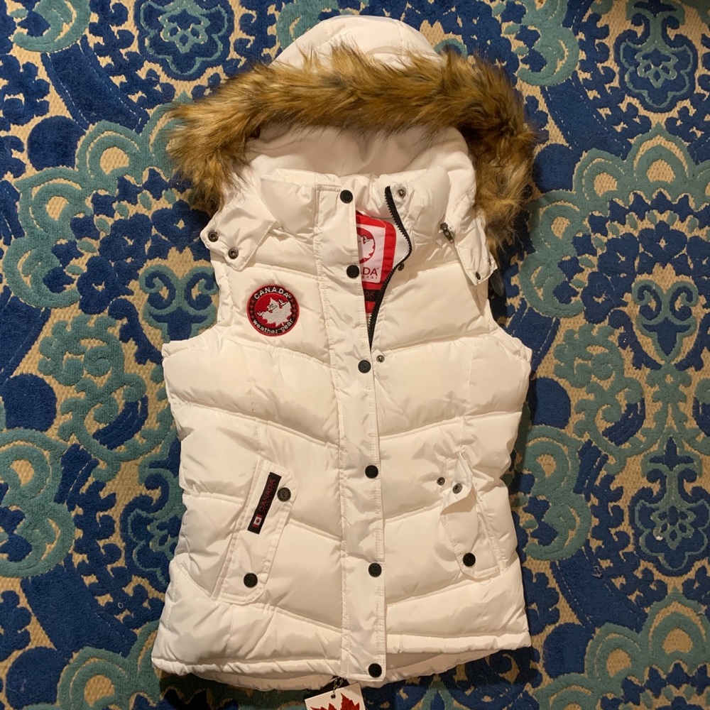 Canada Weather Gear puffy vest!